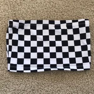 Checkered strapless crop